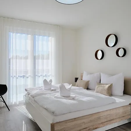 Apartment B 8 