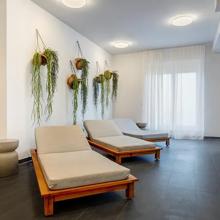 Apartment B 8 